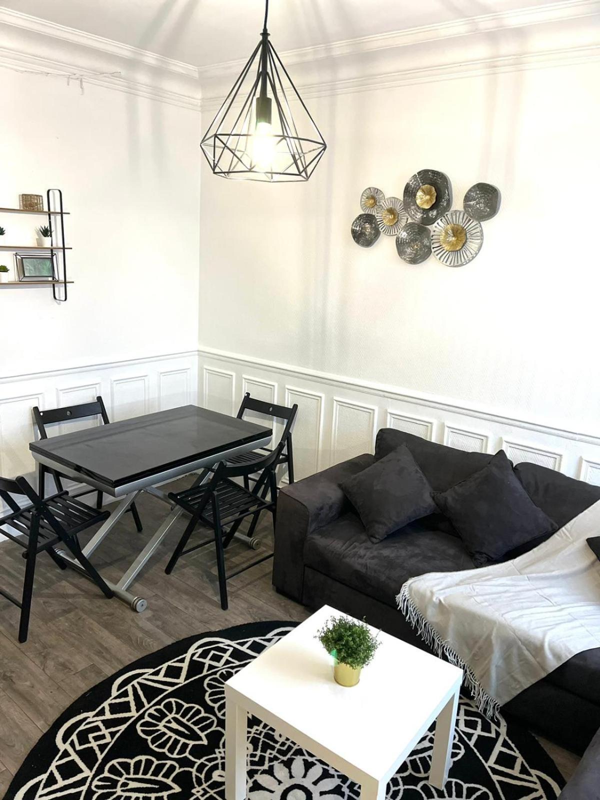 Cosy Cosy * Pantin